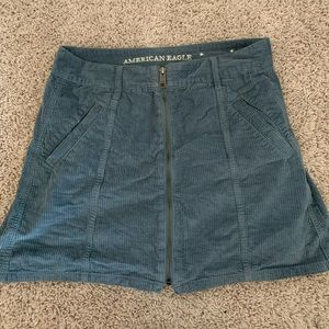 Really cute velvet American Eagle skirt